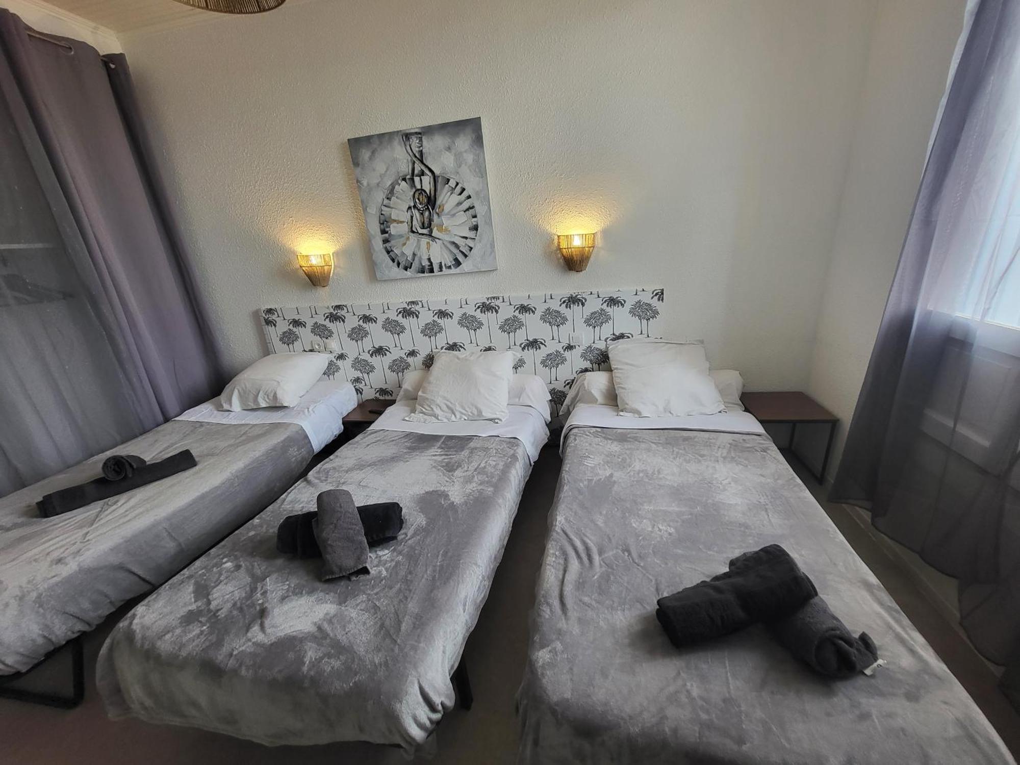 Hotel Le Chalet Valras-Plage Exteriör bild