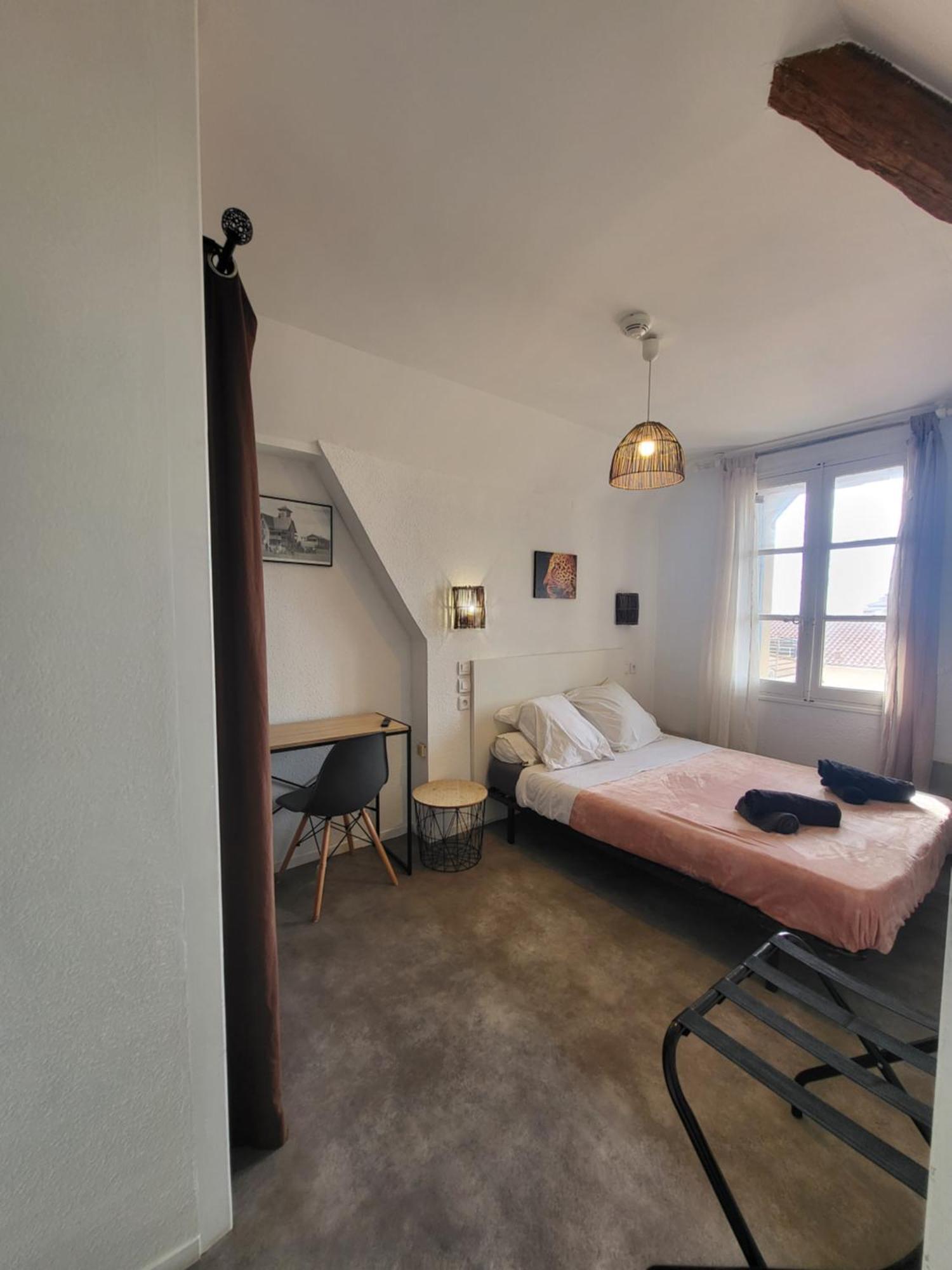 Hotel Le Chalet Valras-Plage Exteriör bild