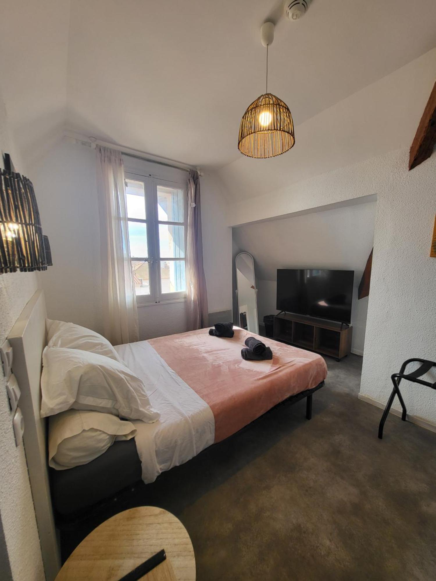 Hotel Le Chalet Valras-Plage Exteriör bild