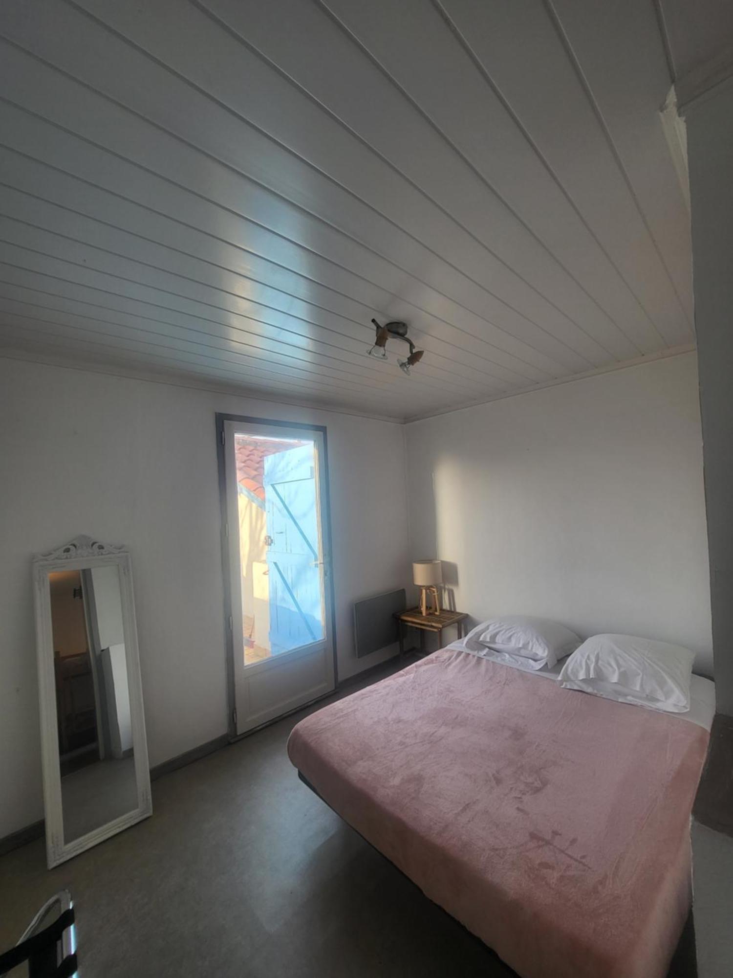Hotel Le Chalet Valras-Plage Exteriör bild