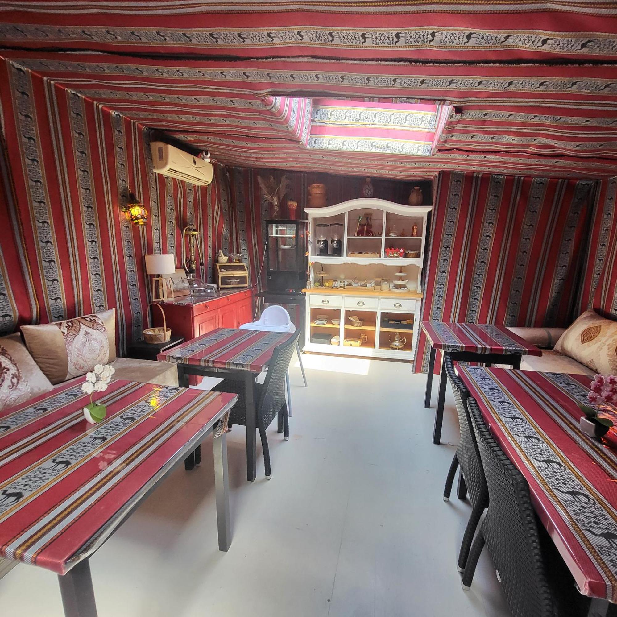 Hotel Le Chalet Valras-Plage Exteriör bild