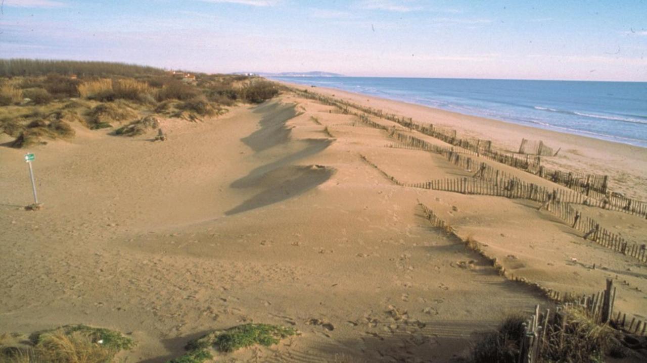 Hotel Le Chalet Valras-Plage Exteriör bild